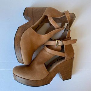 Free People Tan Mules with Modern Design